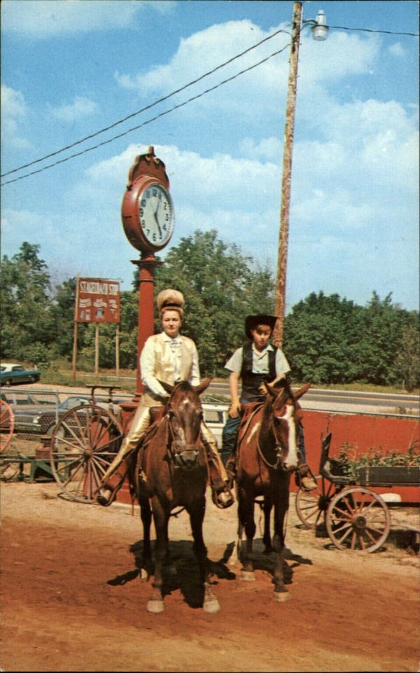 Irish Hills Area - Stagecoach Stop 1960S Postcard